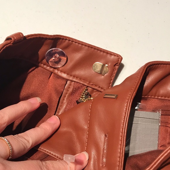 NWT House of CB Inaya Stretch Vegan Leather Trousers in Brown Size Large - Picture 9 of 16